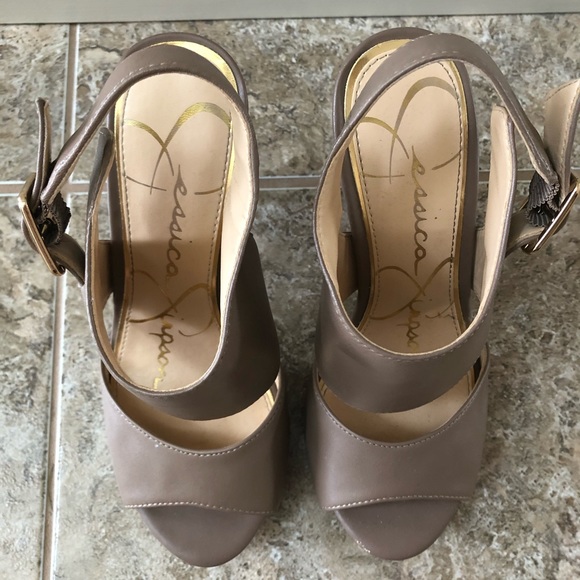 Jessica Simpson Heels - Picture 2 of 7